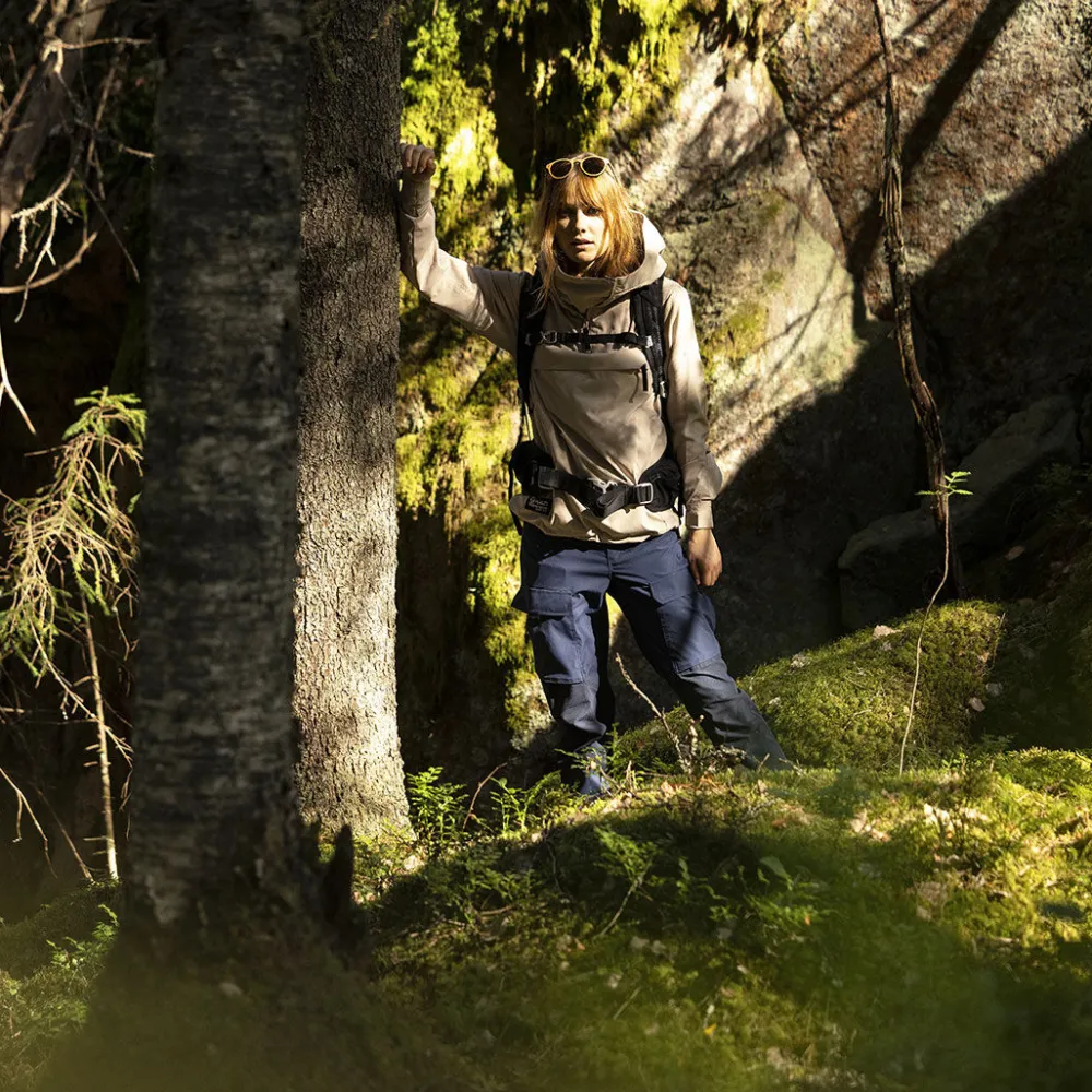 Halti Retkeilyvaatteet|Ulkoiluvaatteet<Hiker Naisten Lite Ulkoiluhousut