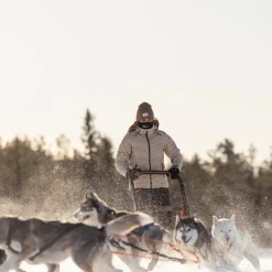 Halti Lasketteluvaatteet|Laskettelutakit<Mellow Puffer Laskettelutakki Naisten